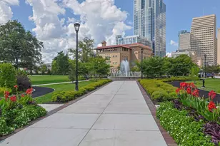 400 Pike St, Cincinnati, OH 45202 - Photo 46