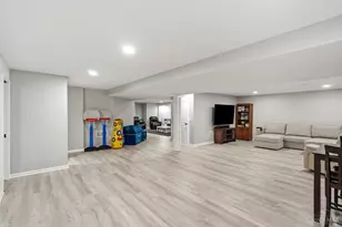 1358 Shaker Run Blvd, Turtle Creek Township, OH 45036 - Photo 44