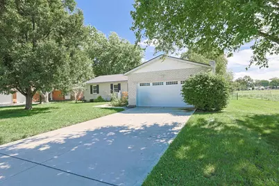 5250 Travelle Terrace, Fairfield, OH 45014 - Photo 2