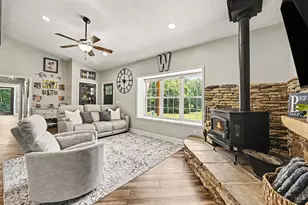 924 Oxford Middletown Rd, Hamilton, OH 45013 - Photo 8