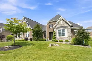 7174 Laurel Oaks Dr, West Chester, OH 45069 - Photo 2