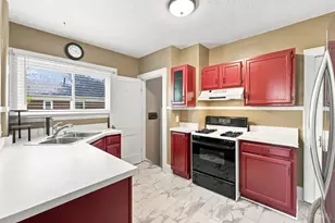 3805 Lansdowne Ave, Deer Park, OH 45236 - Photo 10