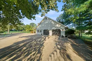 135 Shaker Run Rd, Peebles, OH 45660 - Photo 2