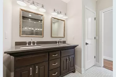 1329 Republic Street, Cincinnati, OH 45202 - Photo 32