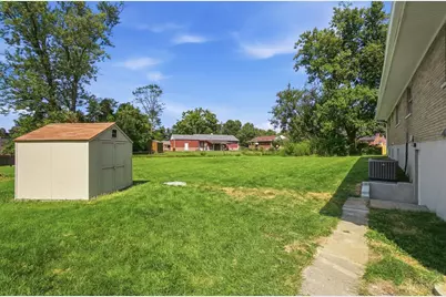 8929 Cavalier Drive, Springfield Township, OH 45231 - Photo 54