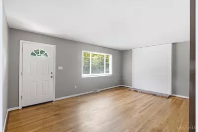 1861 Berkshire Road, Anderson Township, OH 45230 - Photo 8