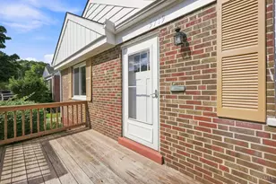5719 Kiefer Ct, Cincinnati, OH 45224 - Photo 4