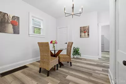 1986 Fairfax, Cincinnati, OH 45207 - Photo 8