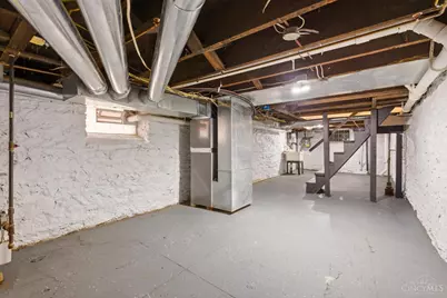 1986 Fairfax, Cincinnati, OH 45207 - Photo 32