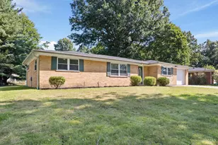 1178 Deblin Dr, Miami Township, OH 45150 - Photo 4