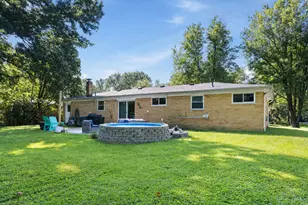 1178 Deblin Dr, Miami Township, OH 45150 - Photo 6
