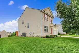 533 Lake Front Dr, Lebanon, OH 45036 - Photo 6