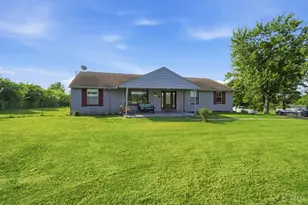 2275 Trenton Oxford Rd, Milford Township, OH 45056 - Photo 4