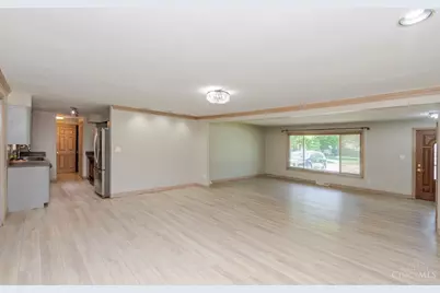 4150 Burning Tree Drive, Kettering, OH 45440 - Photo 8