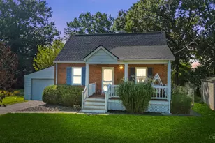 54 Gambier Cir, Green Hills, OH 45218 - Photo 2