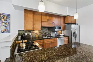 1437 Pleasant St, Cincinnati, OH 45202 - Photo 14