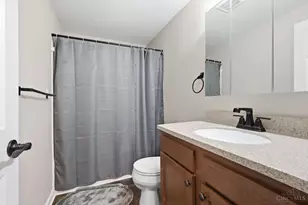 2436 Mustang Dr, Cincinnati, OH 45211 - Photo 10