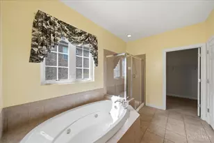 5957 Emerald Lake Dr, Fairfield, OH 45014 - Photo 30