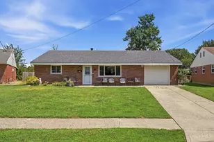 12146 Audie Ct, Springdale, OH 45246 - Photo 2