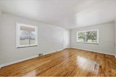 7300 Brookcrest Drive, Cincinnati, OH 45237 - Photo 10