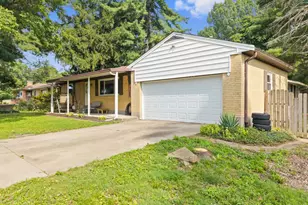 812 Diane Dr, Union Township, OH 45245 - Photo 4