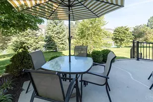 8219 Jeanne's Creek Ln, West Chester, OH 45069 - Photo 10