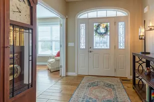 8219 Jeanne's Creek Ln, West Chester, OH 45069 - Photo 12