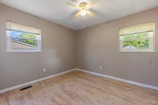 445 E 4th St, Franklin, OH 45005 - Photo 14