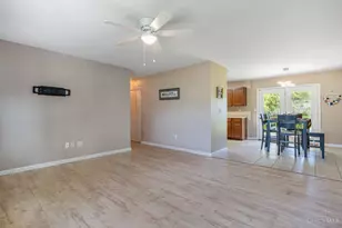 445 E 4th St, Franklin, OH 45005 - Photo 6