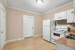 831 Forest Ave, Hamilton, OH 45015 - Photo 6