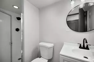 725 E Crescentville Rd, Springdale, OH 45246 - Photo 22