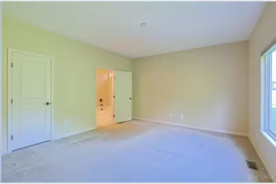 3641 Highland Green, Pierce Township, OH 45245 - Photo 16