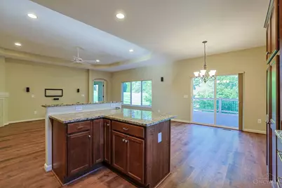 3641 Highland Green, Pierce Township, OH 45245 - Photo 10