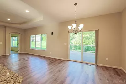 3641 Highland Green, Pierce Township, OH 45245 - Photo 12