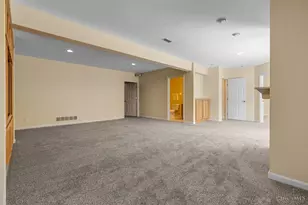 555 County Down Ln, Loveland, OH 45140 - Photo 38