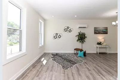 4251 Chambers Street, Cincinnati, OH 45223 - Photo 8