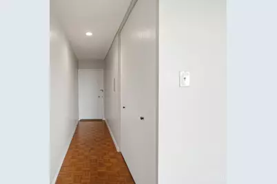 2324 Madison Road #910, Cincinnati, OH 45208 - Photo 2