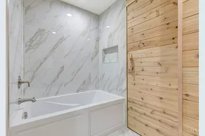 2114 Riverside Drive, Cincinnati, OH 45202 - Photo 24