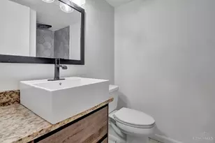 7197 Braemer Ln, West Chester, OH 45069 - Photo 28