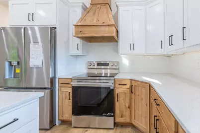 560 W Fourth Street, Seaman, OH 45679 - Photo 16