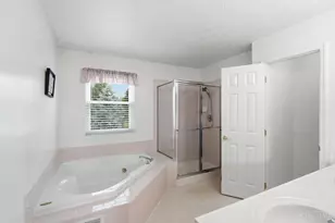 4214 Parkmont Dr, Delhi Township, OH 45238 - Photo 30