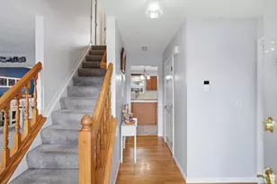 4214 Parkmont Dr, Delhi Township, OH 45238 - Photo 4