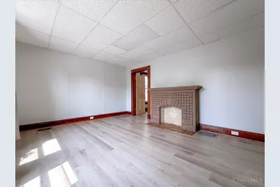 3298 Montana Avenue, Cincinnati, OH 45211 - Photo 8