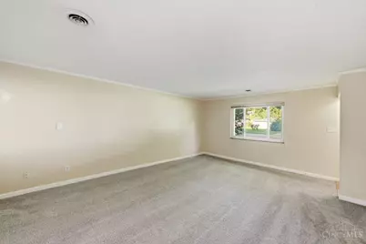 6908 Rob Vern Drive, Cincinnati, OH 45239 - Photo 8