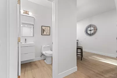 1828 Highland Avenue, Cincinnati, OH 45202 - Photo 14