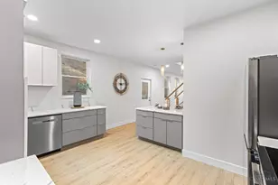 1828 Highland Ave, Cincinnati, OH 45202 - Photo 14