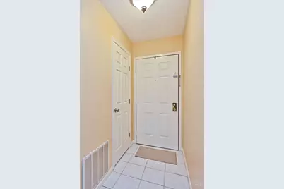 7382 Ridgepoint Drive #9, Anderson Township, OH 45230 - Photo 6