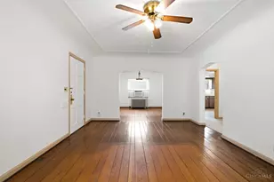 3712 Bonfield Dr, Cincinnati, OH 45220 - Photo 6