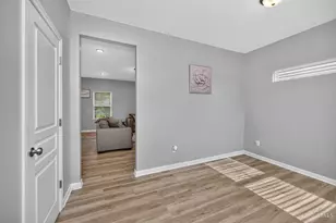 11615 Maxey Ln, Springdale, OH 45246 - Photo 6