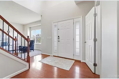 6073 Tyler Point Drive, Hamilton, OH 45011 - Photo 2